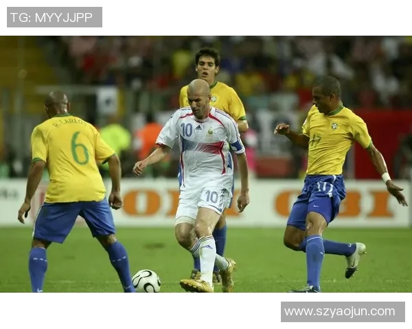 2006年世界杯足球明星风采与经典瞬间回顾 2006年世界杯足球明星风采与经典瞬间回顾