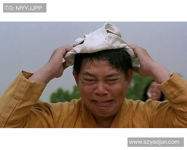 少林足球星爷挑战吃咸馒头成绝技 爆笑演绎令观众捧腹大笑 少林足球星爷挑战吃咸馒头成绝技 爆笑演绎令观众捧腹大笑